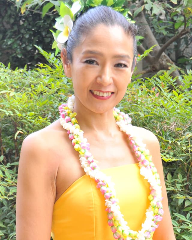 ノアダンス教室 フラダンスタヒチアンダンス - Jasmin(ジャスミン)先生