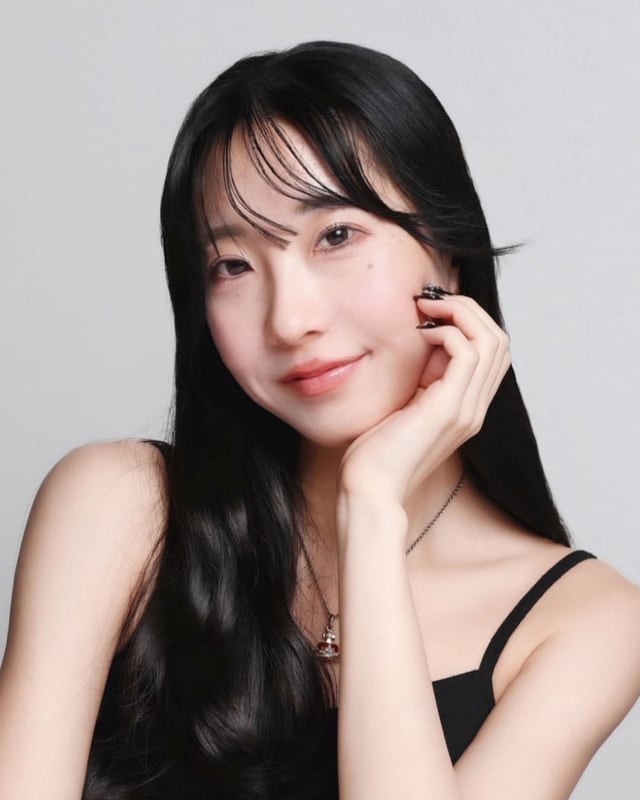 Reバース　アーリャ/更科 芽咲　NBP NBP 更科 茅咲（箔押し入り） 販売 | TVアニメ『時々ボソッとロシア語