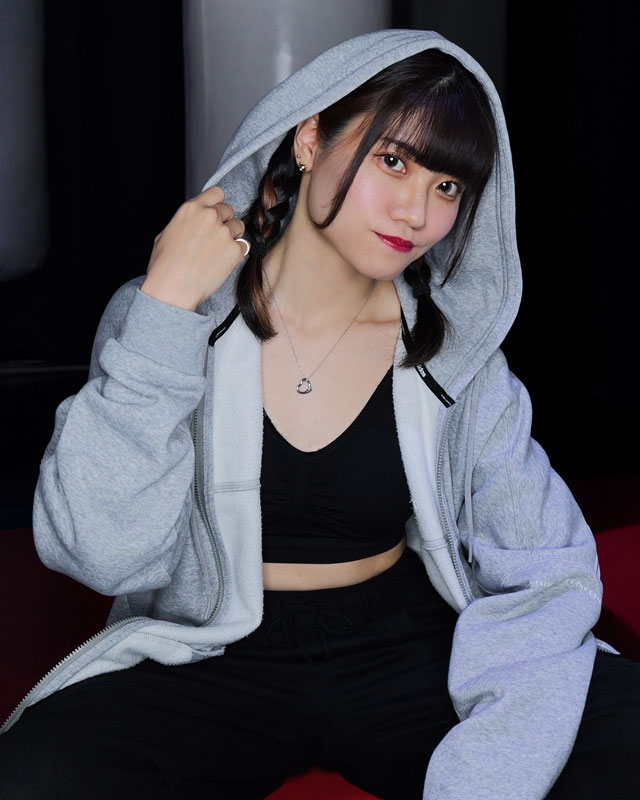 ボクシングフィットネスジムノア パフォーマー SHiORiN→M