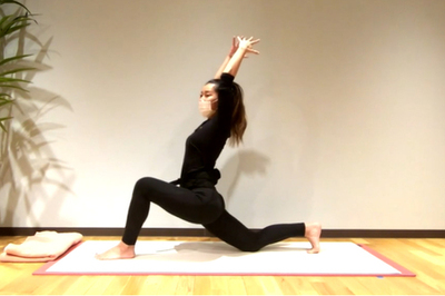 ヨガで姿勢矯正！猫背を改善するヨガポーズ｜NOA ONLINE YOGA & FITNESS