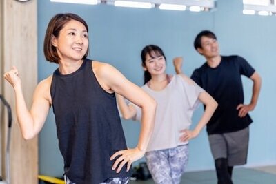 ビシッと揃ってかっこいい！ ユニゾンのコツを解説｜NOA ONLINE【Dance】