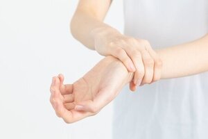 ヨガの手首トラブル対策｜痛み・違和感を感じたら｜NOA ONLINE【Yoga】