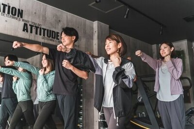 ジム vs オンライン｜ボクシングフィットネスはどっちが痩せる？｜NOA ONLINE【Boxing Fitness】