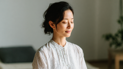 ＜オンラインヨガで学ぶ腹式呼吸＞呼吸を深めるメリットと実践方法｜NOA ONLINE【YOGA】